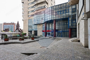 Apartament cu 4 camere de vânzare în zona Centrul Civic