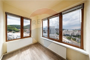 Apartament cu 4 camere de vânzare în zona Centrul Civic - imagine 7