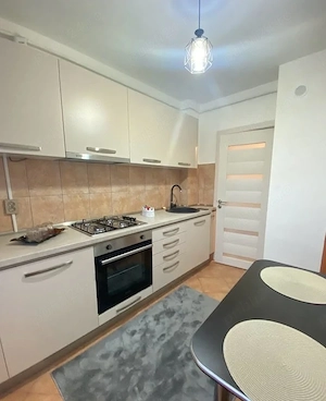 centru BRASOV apartament 2 camere CHIRIE - imagine 6