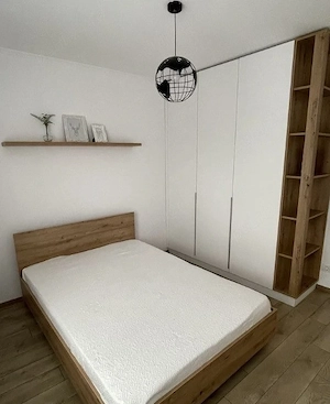  chirie la Piata CRANGASi apartament decomandat cu 2 camere