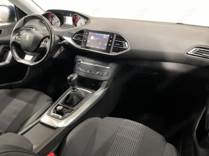 Peugeot 308 - imagine 8