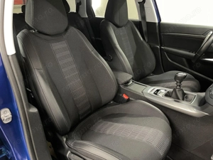 Peugeot 308 - imagine 9
