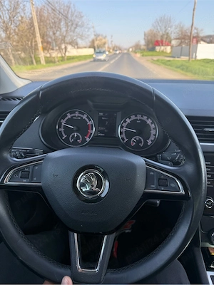 skoda octabia - imagine 2