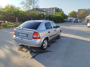 Opel Astra,,1.6,,Acte la zi  - imagine 5