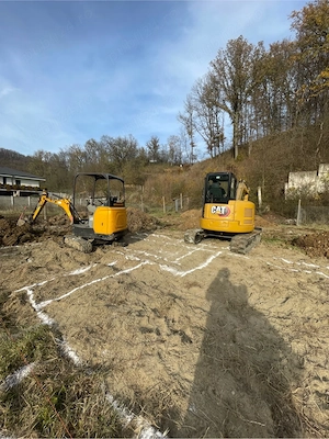     Închirieri Utilaje Construcții   Rapid și Ieftin