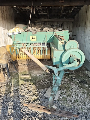 Utilaje agricole tractor. - imagine 6