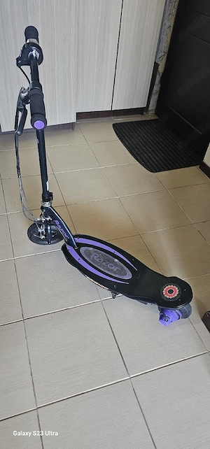 Trotinetă electrică  