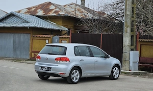VW Golf 6 1.6MPI DSG2 Automata Navigatie DubluClima SenzoriParcare CamerăMarșarier Bluethoot Euro5  - imagine 3