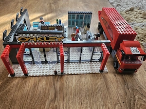 Lego supermarket. Nou