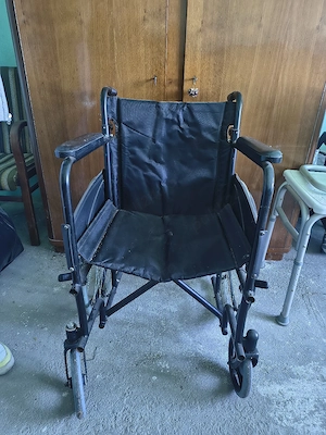 scaun pentru persoana cu handicap