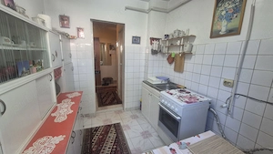 Apartament 3 Camere Micro 16 - Etaj 3, Centrală Proprie & Izolat - imagine 8