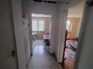 Vand apartament 2 camere