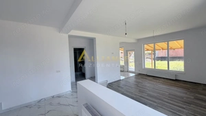 Casa Individuala - 5 camere - 2 bai - 468mp teren - imagine 3