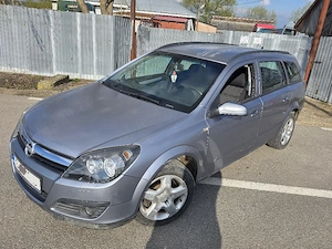 Opel Astra H 1.9 6 Trepte - imagine 3