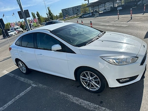 Ford Focus 1.0 EcoBoost 125 cp  - imagine 4