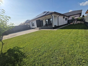 Casa moderna de vanzare, Isalnita,90MP util + 30MP doua terase,curte spatioasa, panouri fotovoltaice