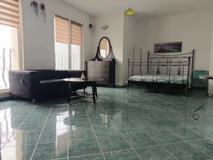 Vând apartament MOBILAT (40 mp) în Cosmopolis - imagine 2