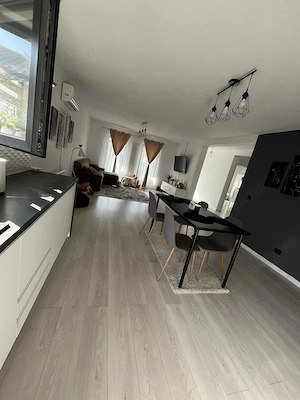 Casa moderna de vanzare, Isalnita,90MP util + 30MP doua terase,curte spatioasa, panouri fotovoltaice - imagine 5