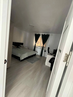 Casa moderna de vanzare, Isalnita,90MP util + 30MP doua terase,curte spatioasa, panouri fotovoltaice - imagine 7