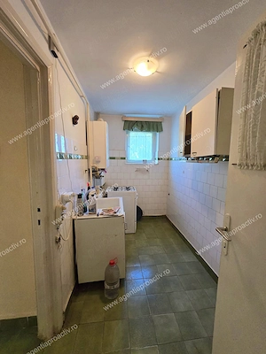 Apartament cu 2 camere, etaj 3, zona Centru   Faleză - imagine 3