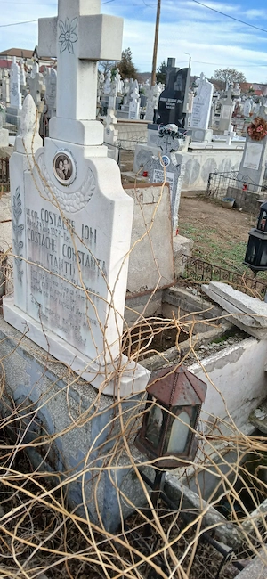 Loc de veci cimitir Roboaica