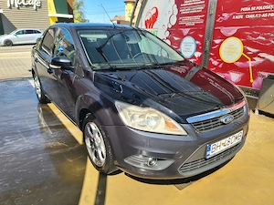Ford Focus 1.8tdci, 2008 5000lei - imagine 6