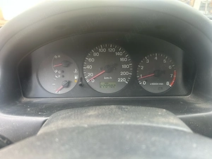 Mazda 325f 1.5i - imagine 2