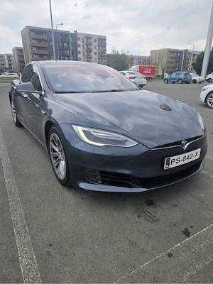 Tesla model S 75 Free supercharger - imagine 3