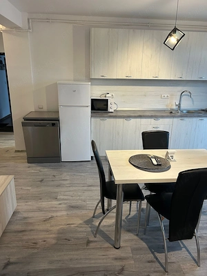 Inchiriez ap 2 camere in Floresti - imagine 3