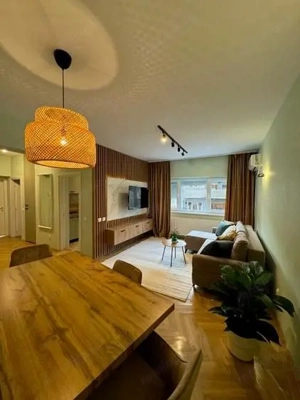 Apartament 2 camere decomandat, renovat complet, parcare, fără risc seismic - imagine 3