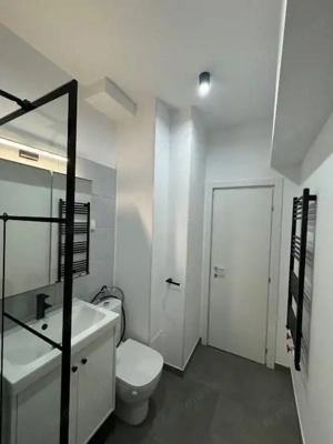 Apartament 2 camere decomandat, renovat complet, parcare, fără risc seismic - imagine 10