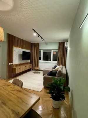 Apartament 2 camere decomandat, renovat complet, parcare, fără risc seismic - imagine 5