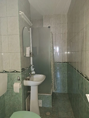 De inchiriat apartament 4 camere - imagine 7