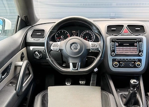 Volkswagen Scirocco 1.4 TSI - imagine 11