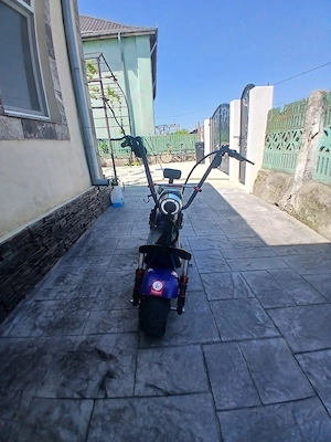 vând scuter mini harley 
