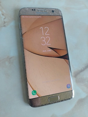 [S7Edge] Vând Samsung Galaxy S7 Edge Gold [eroare la camera selfie] [poze reale]