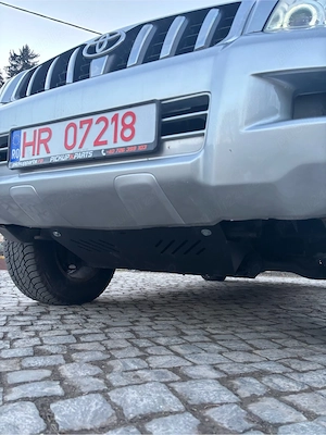 Toyota Land Cruiser J120 Autoutilitara - imagine 2