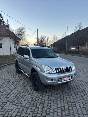 Toyota Land Cruiser J120 Autoutilitara - imagine 4