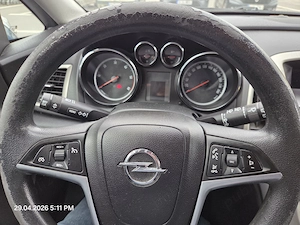 Opel Astra J Sport Tourer 1,7 CDTI 81 KW 110 CP E5 An 2011 - imagine 9