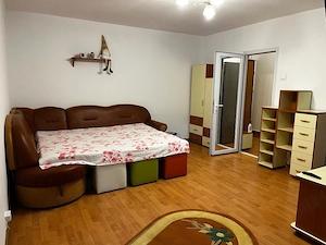 închiriez garsoniera zona Berceni - imagine 2