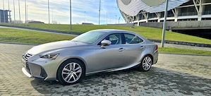 Lexus is300h  - imagine 3