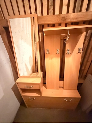 cuier cu oglinda cu pantoafoar,masuta sufragerie,cuier reglabil