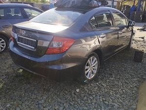 Dezmembrez Honda Civic IX, Honda Civic 9, Honda Civic FB