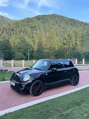 Mini Cooper S - 1,6 benzina