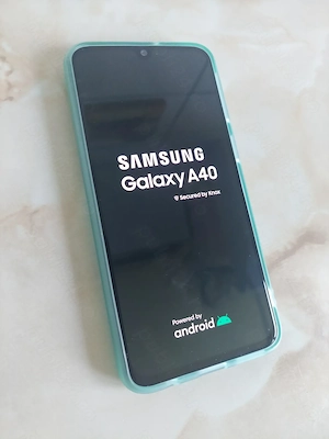 [A40] Vând Samsung Galaxy A40 alb, fără probleme + husă BONUS [poze reale]