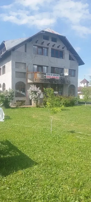 Investiție pentru:Azil Batrâni,Clinică,Pensiune,Școală,Grădinița etc.S utilă 861mp,Teren 2000mp - imagine 9