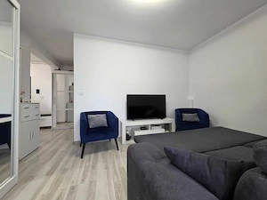 Apartament 1 Camera  Decomandat Etaj 1 Totul Nou Centrala Proprie Zona Giroc Calea Urseni  - imagine 4