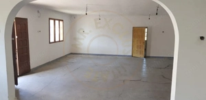 Casă versatilă de vânzare în Comuna Corbi, Argeș – ideală pentru afacere  - imagine 2