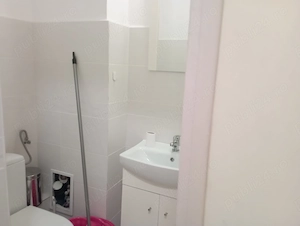 Apartament 3 camere 2 bai - boxa si loc de parcare pe teren privat Zăvoi Deva - imagine 5