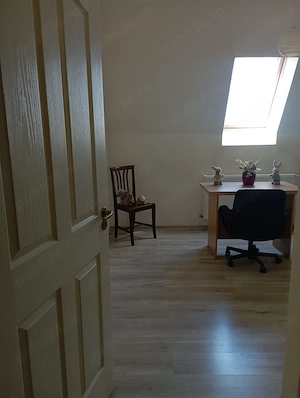 Apartament 3 camere 2 bai - boxa si loc de parcare pe teren privat Zăvoi Deva - imagine 8